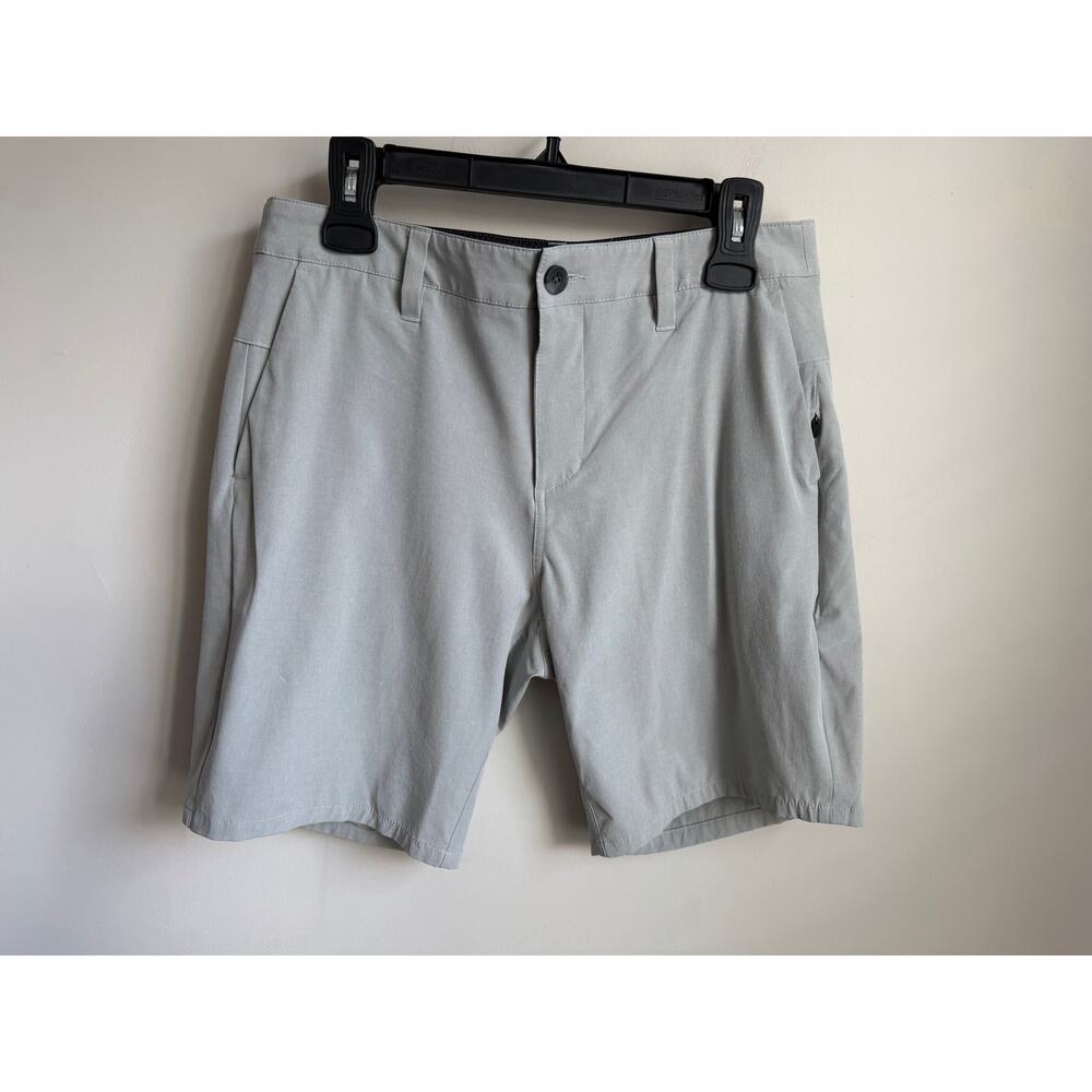 Vuori Aim Lightweight Stretch Flat Front Hiking Golf Short Sky Grey Mens Size 30 - Picture 4 of 8